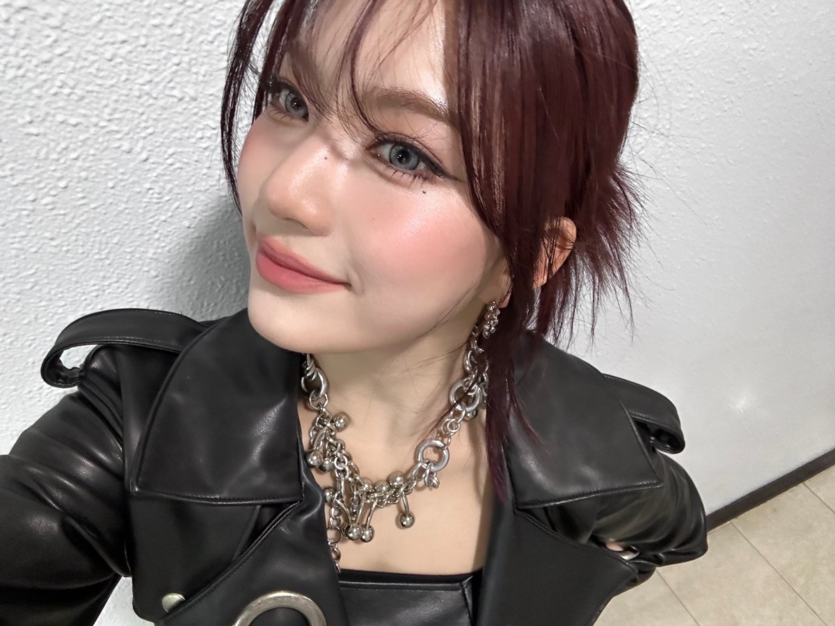 fleurswith's tweet image. chaerongie update 🫧