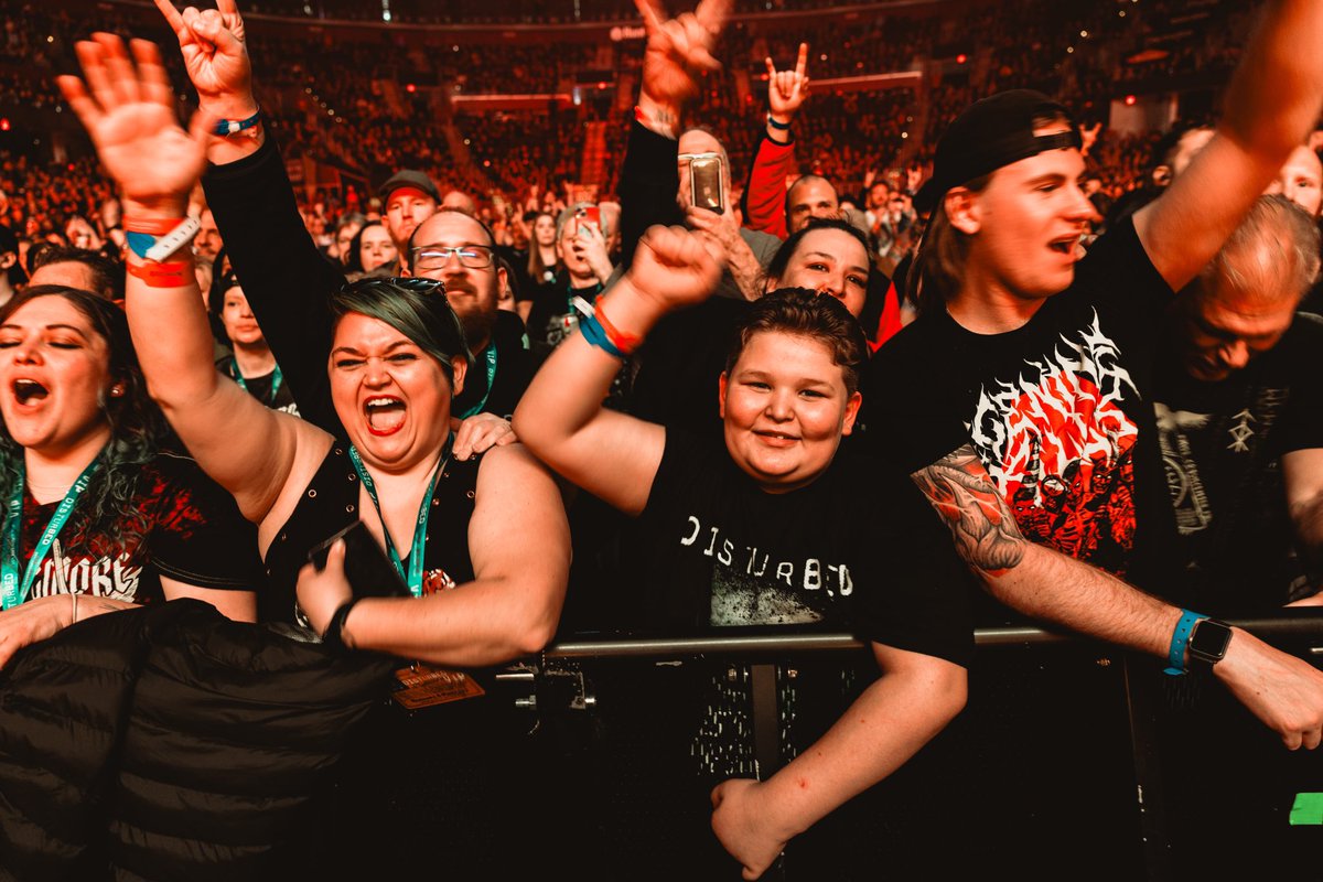 Hello Cleveland 🤘🔥

📸 <a href="/britt_bowman/">Britt Bowman</a> 

#Disturbed #TheSickness25 #cleveland  #ohio