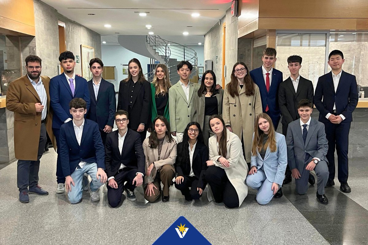 Los alumnos de bachillerato han asistido al #URJCmunTEEN VI de la <a href="/urjc/">URJC</a>, el Modelo de Naciones Unidas no universitario más grande de España.
¡Todos han aprendido y se han divertido!

#ColegioVillalkor #MejoresColegios #URJCmunTEEN2025 #URJC