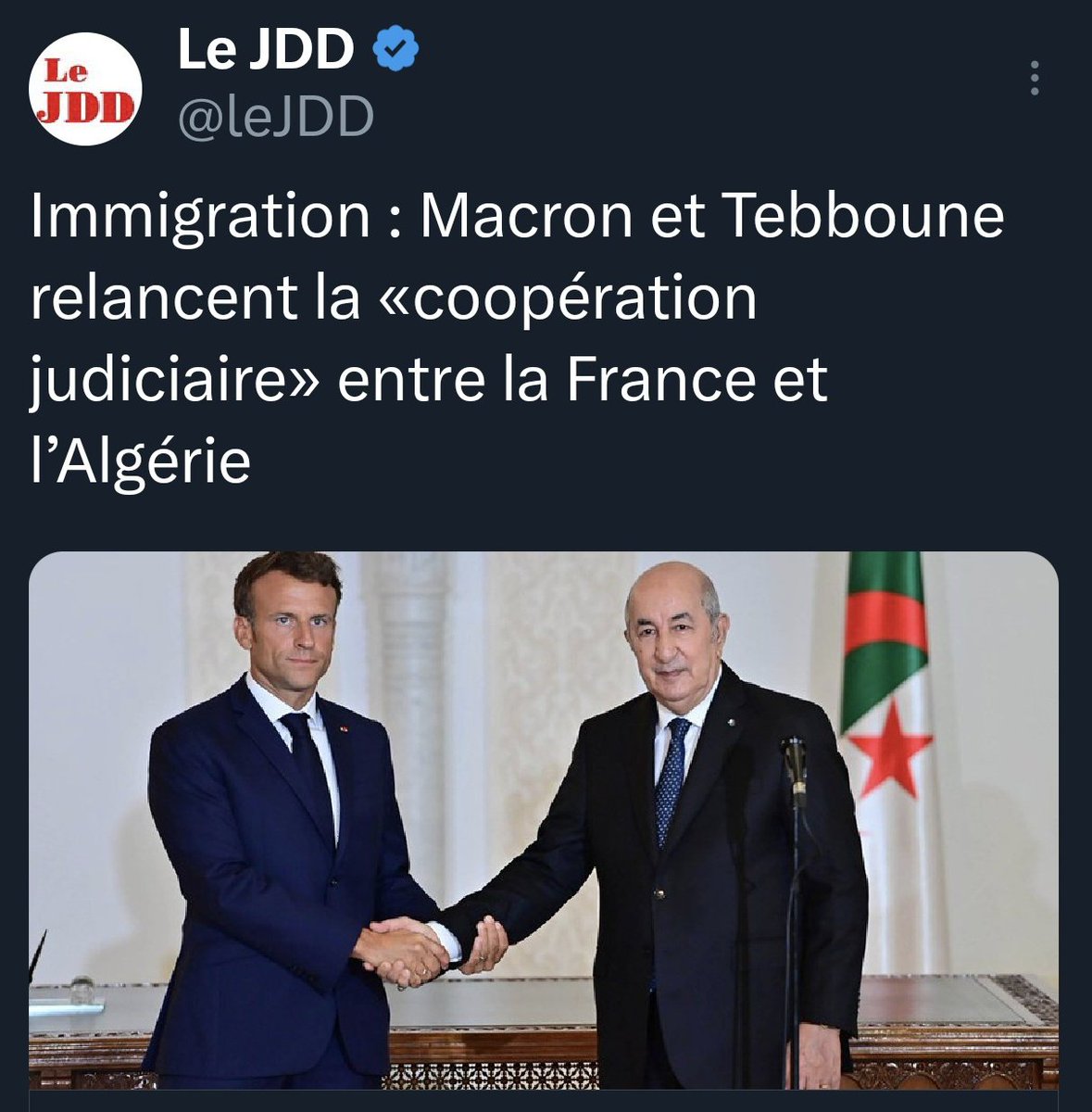Escalet83's tweet photo. 🇫🇷SCANDALE TOTAL :
Au lieu de demander la libération de #BoualemSansal et de virer les OQTF, @EmmanuelMacron vient de se mettre d'accord avec le président algérien #Tebboune afin d'ACCÉLÉRER et de FACILITER l'immigration #algérienne.
🇫🇷C'est de la haute trahison.
#MacronDegage https://t.co/6pgcU4Ax7W