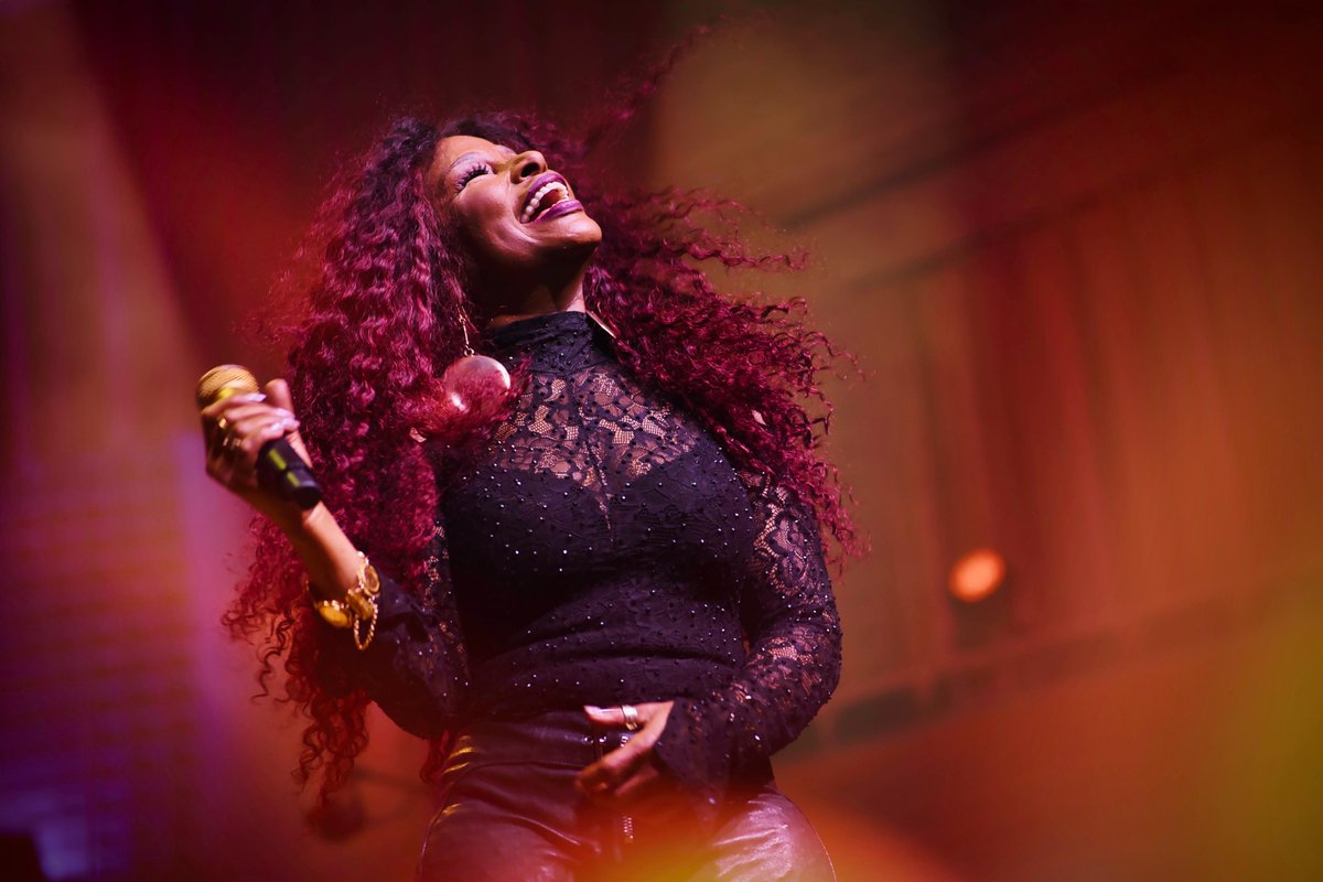 RobinHoffmann's tweet image. I spent last week in beautiful Lucerne, where I had the absolute honor of arranging and working on a show for the legendary 10-time Grammy Award winner Chaka Khan and the City Light Symphony Orchestra. This was truly a bucket-list moment for me!
#arranger #crossover
