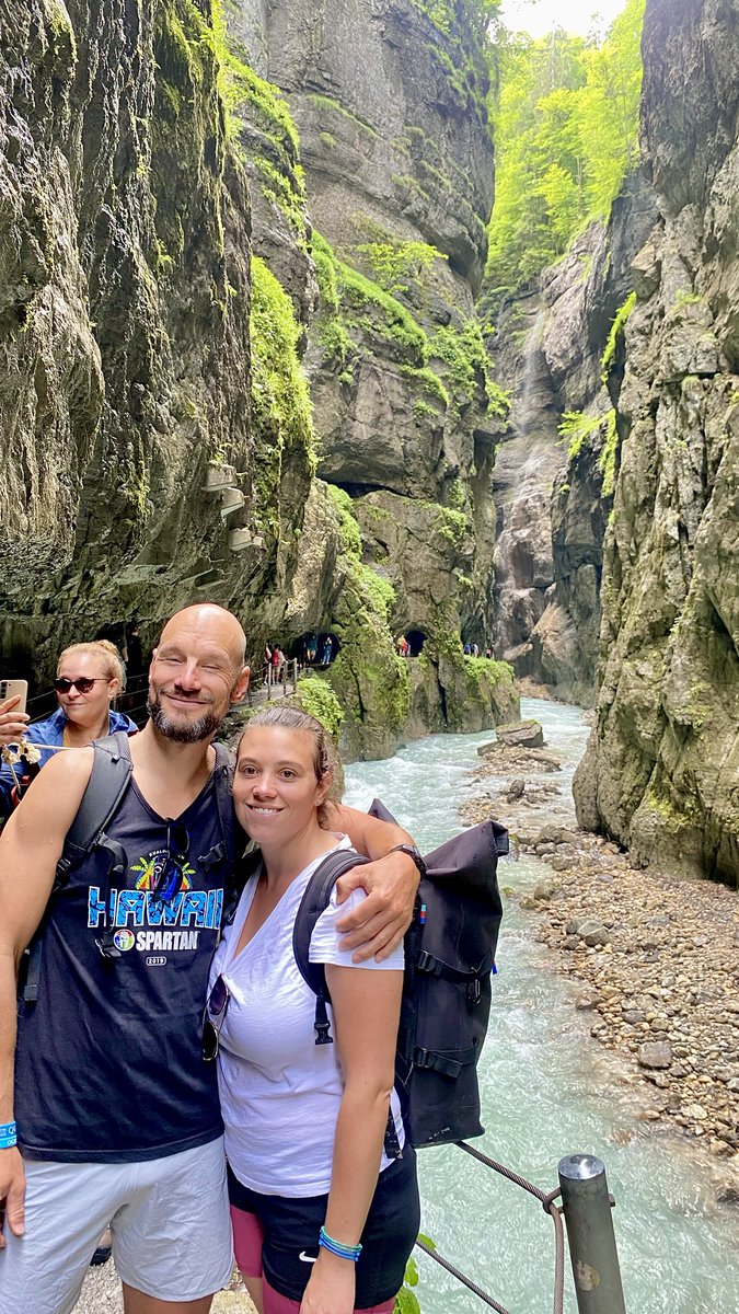 Happy Weekend mit Dani in Garmisch 🥾🏔️😍

zum Blogbeitrag:
barefoot-munich.de/?p=211

#mountainlovers #hikingadventures #funtimes #touristlife #touristattraction #partnachklamm #schachenhaus #eibseelake #zugspitze #enjoylife #enjoyeveryday 
<a href="/VIVOBAREFOOT/">VIVOBAREFOOT</a>