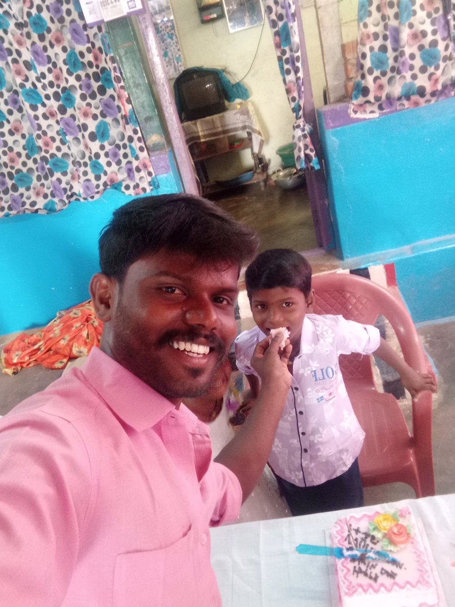 GVijayakumarVi3's tweet photo. இன்று எனது மகன் V.விஜிதரன் அவர்களுக்கு
7-வது  பிறந்தநாள் வாழ்த்துக்கள் https://t.co/t6vntuZypL