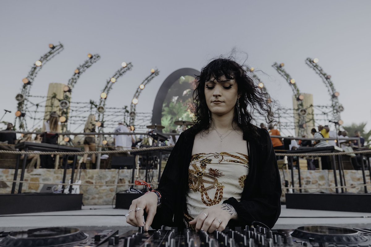 ARTIST HIGHLIGHT: MEERA🖤

Some artists bring music. Meera brings an experience.💃

At BC Weekender, she delivered a set that had the crowd locked in from the first beat. She definitely left the crowd wanting more😮‍💨

If you were there, you know. If you weren’t, trust us - you