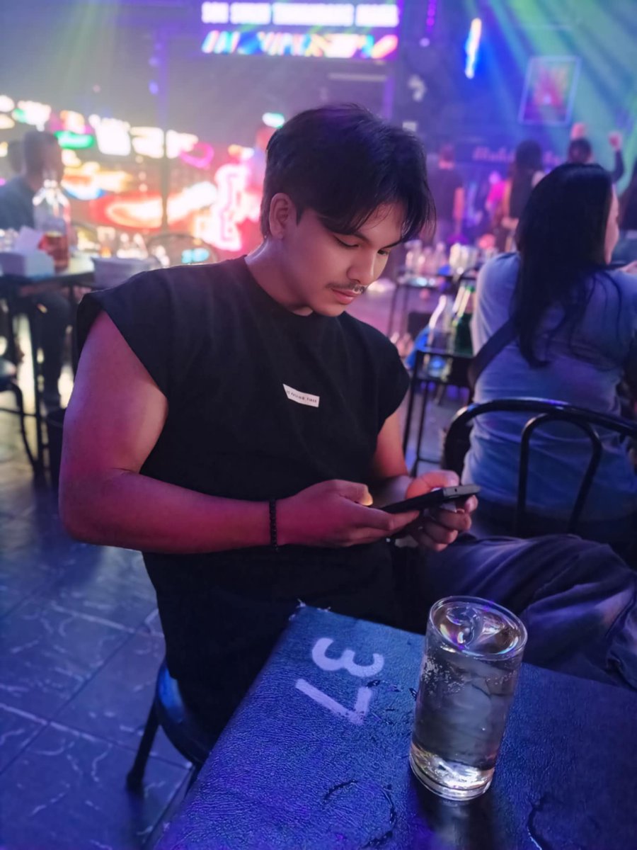 ว่างงับ