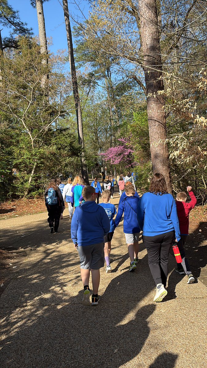 Mrs. O’Callaghan (@mrsocbps) on Twitter photo Green dot group headed to the ships at Jamestown! <a href="/mrsbbarney/">Mrs. Brenna Barney</a> <a href="/MissFitzBPS/">Miss Fitzgerald</a> #BPSDC2025 Green dot group headed to the ships at Jamestown! <a href="/mrsbbarney/">Mrs. Brenna Barney</a> <a href="/MissFitzBPS/">Miss Fitzgerald</a> #BPSDC2025