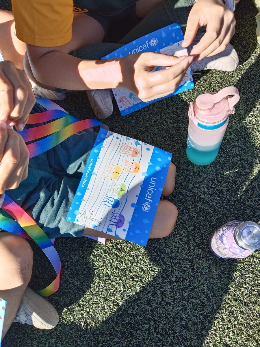 UNICEF C. Andalucía (@unicefandalucia) on Twitter photo ¡Unos 3.000 alumnos de los centros <a href="/Novaschool_es/">Grupo Educativo Novaschool</a> en Andalucía, han participado en las carreras Gotas💦con motivo del mes del agua!
Un evento deportivo y solidario que reivindica la importancia del acceso al agua potable para millones de niños y niñas del mundo
#CentroRefrente ¡Unos 3.000 alumnos de los centros <a href="/Novaschool_es/">Grupo Educativo Novaschool</a> en Andalucía, han participado en las carreras Gotas💦con motivo del mes del agua!
Un evento deportivo y solidario que reivindica la importancia del acceso al agua potable para millones de niños y niñas del mundo
#CentroRefrente