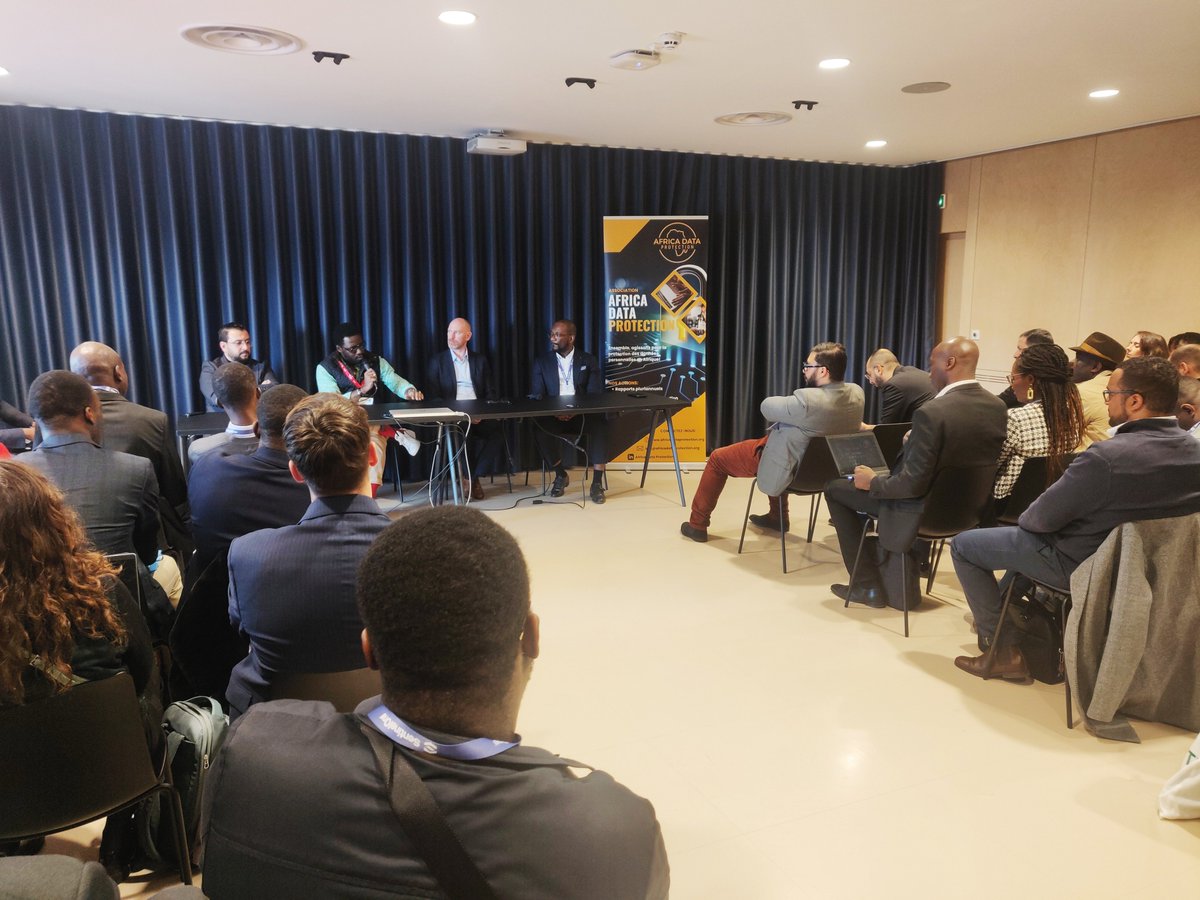 INCYBER_Europe's tweet image. Salle comble en 3.4, pour la 🎙️conférence dédiée à la #cybersécurité en Afrique.

défis et opportunités dans un continent en pleine transformation"

🗣️ Merci aux experts de haut niveau qui animent les débats quant aux défis et opportunités qui se présentent sur ce continent en…