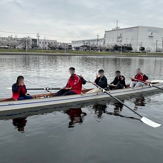 ash_rowing's tweet image. 【4/1試漕会】
本日4/1の試漕会に、「14人」もの新入生が来てくれました🎉
春休みには明日と4日後にも試漕会を行いますので気になる方はぜひお越し下さい🚣🚣🚣
詳細はDMへ‼️
#春から旭丘 #旭丘高校 #試漕会