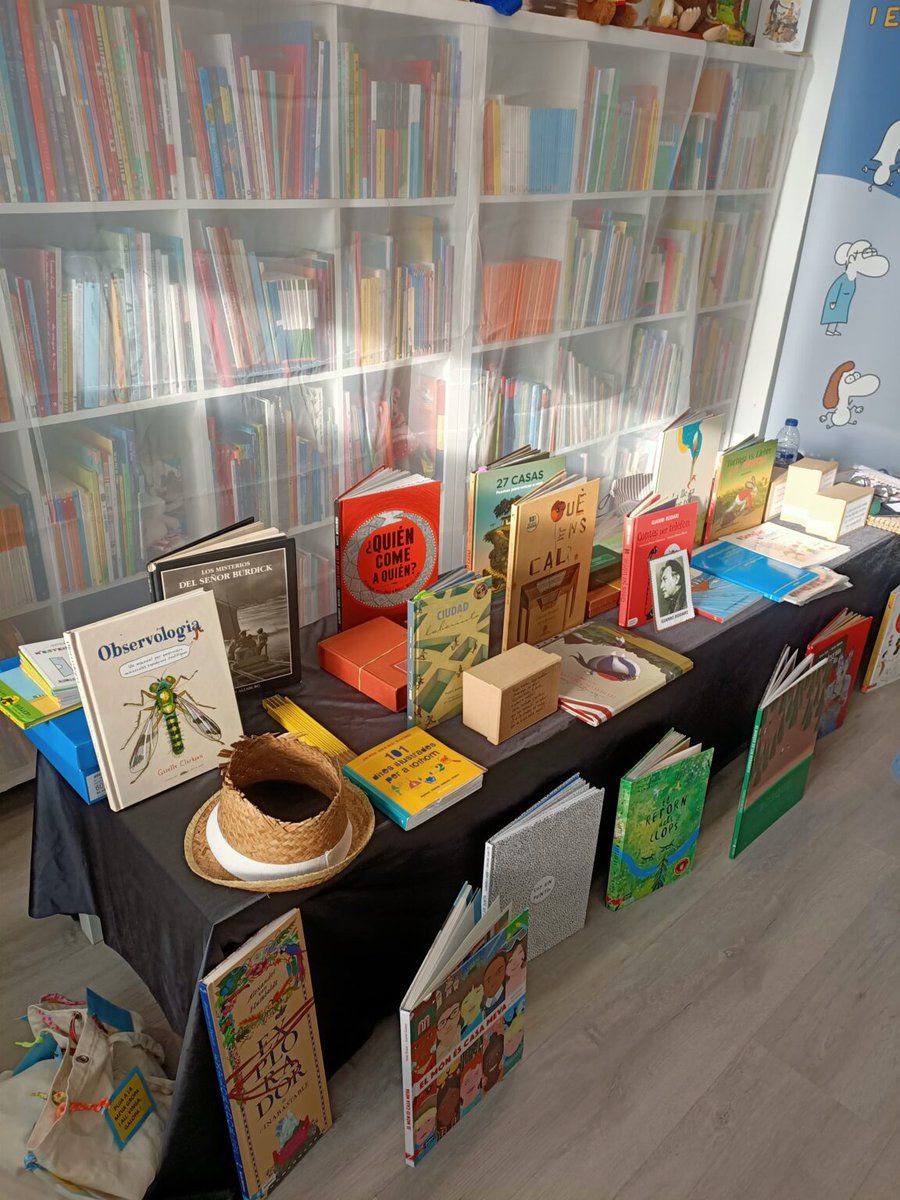 📢 En el marc de la FIC #PLAMIB estem realitzant visites formatives a diversos espais (biblioteques escolars, biblioteques públiques, espais literaris i llibreries) 👩🏻‍🏫📚
👇🏾
serveiseducatius.xtec.cat/horta-guinardo…