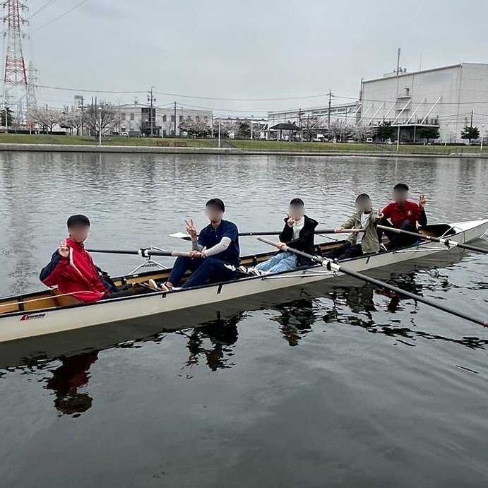 ash_rowing's tweet image. 【4/1試漕会】
本日4/1の試漕会に、「14人」もの新入生が来てくれました🎉
春休みには明日と4日後にも試漕会を行いますので気になる方はぜひお越し下さい🚣🚣🚣
詳細はDMへ‼️
#春から旭丘 #旭丘高校 #試漕会