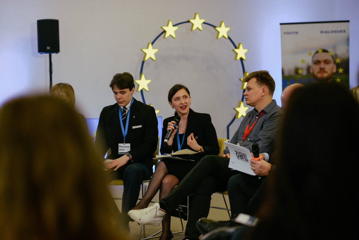 defis_eu's tweet photo. 🔹 Boosting defence & space investments
🔹 EU support for Ukraine 🇺🇦
🔹 Building a true Security Union
Let’s break the taboo around defence! 💬💡 #EUDefence #SecurityUnion https://t.co/92LTxBzweL