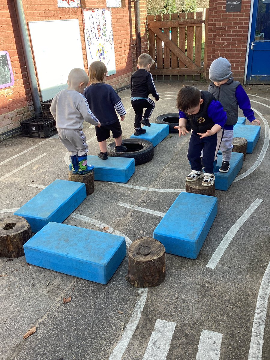 Tang Hall Puffins tweet media