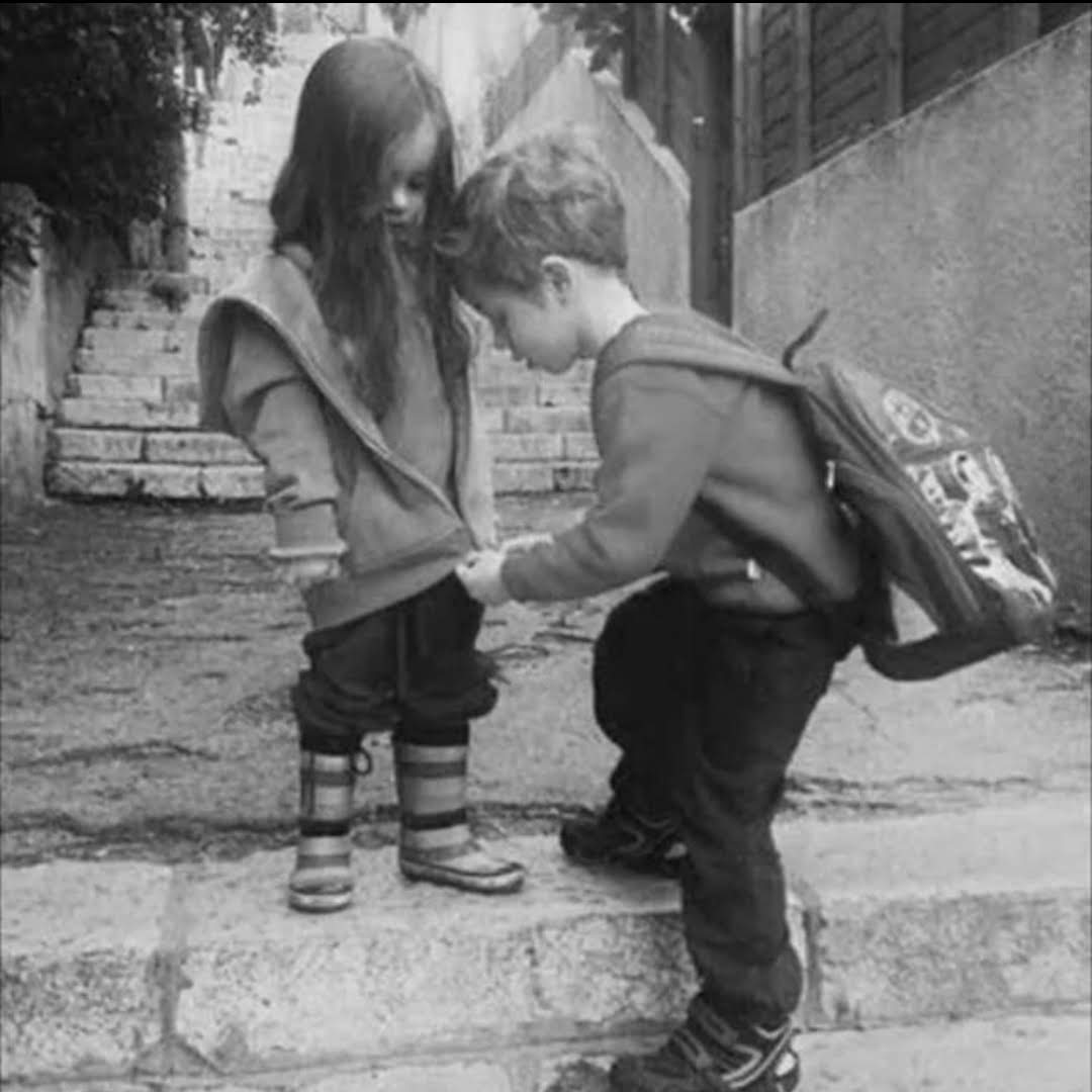 في بنوته ليوم فاضي نعمل سهرة لجو وتدال آخر دلال