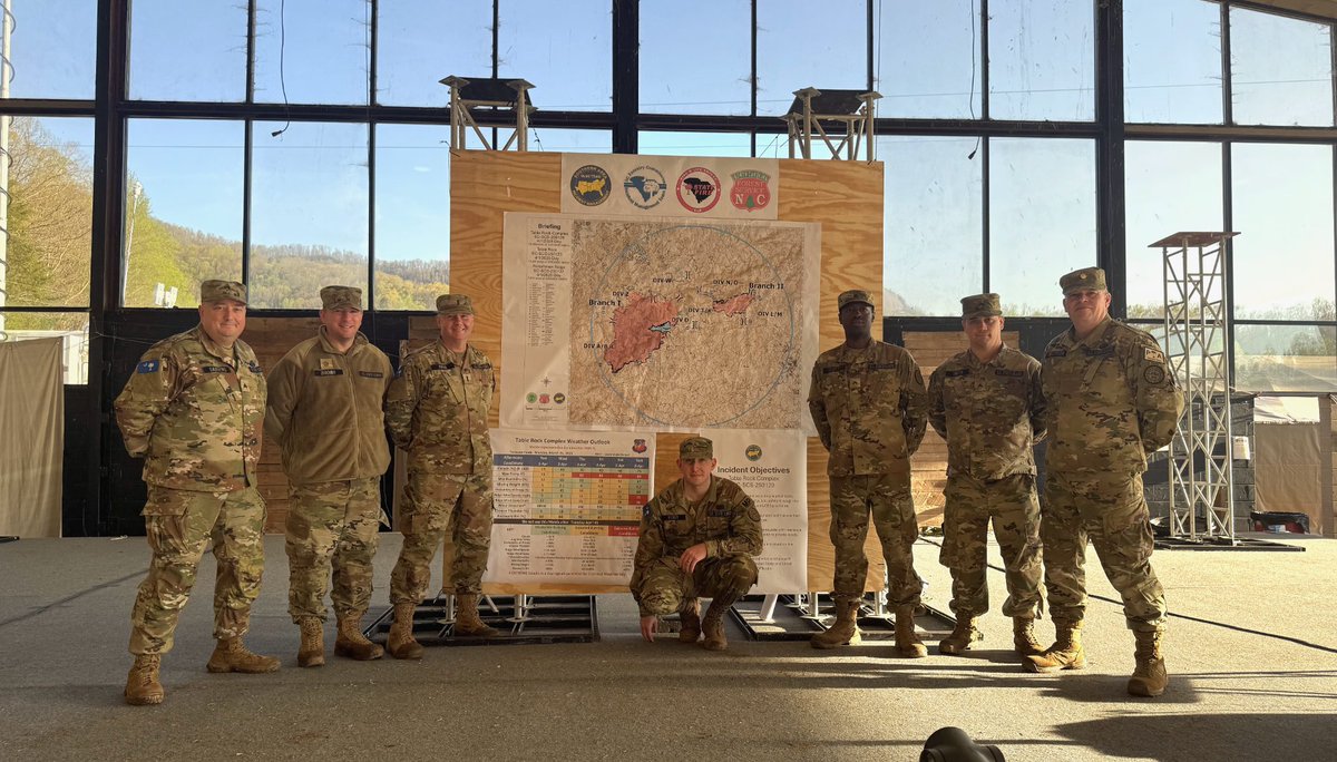 SCSG1670's tweet image. A big thank you to MAJ Andy Brown and his team at the Table Rock Wildfire Complex who have been providing assistance to the Incident Command. Job well done!!! #wildfire #tablerockcomplexfire #SCMedia #tablerockcomplex #scwildfire #scang #SCSG