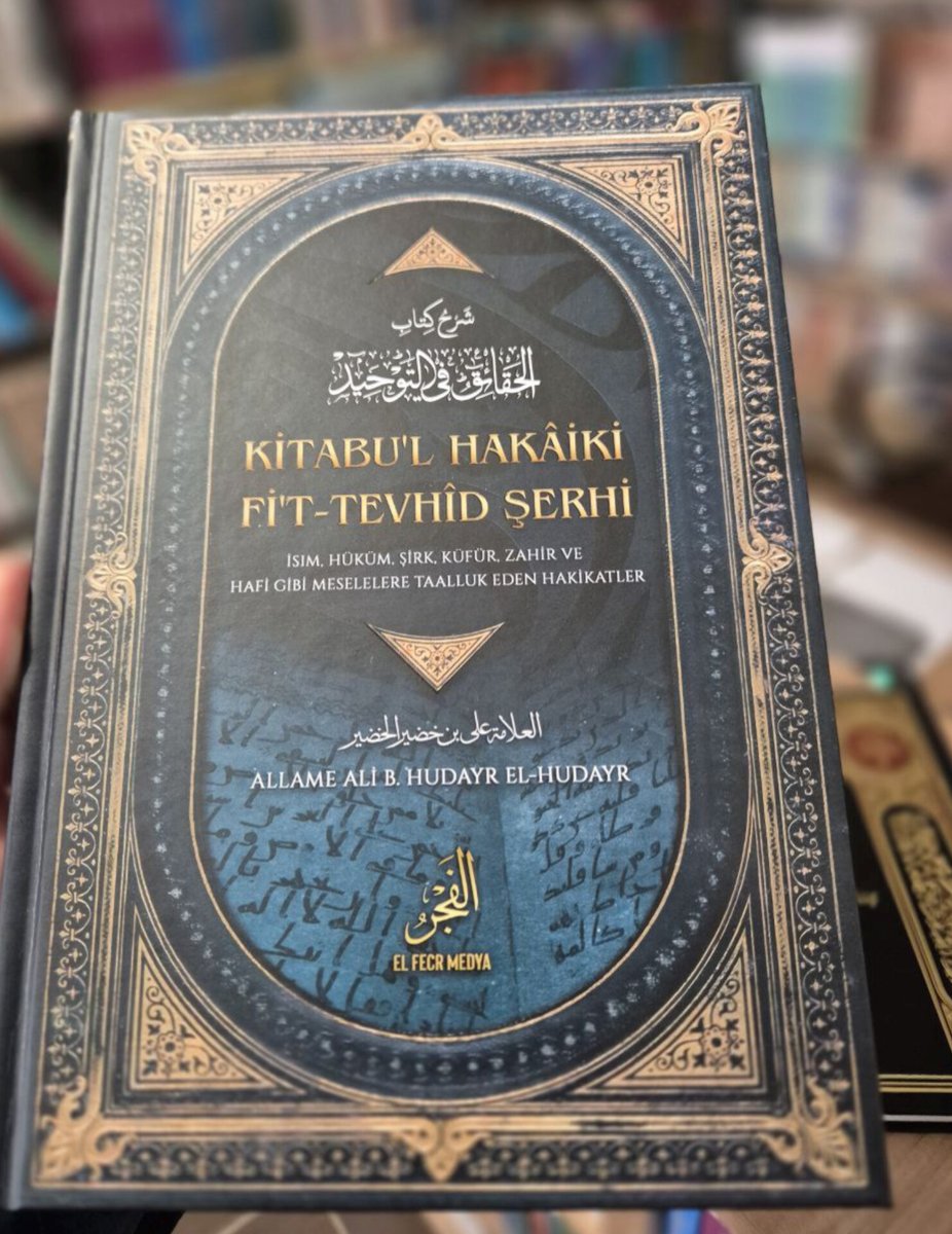 #çekiliş

Selamun aleykum wê Rahmetullah kardeşler. 
Bu kitabı bir kardeşime çekiliş yoluyla hediye etmek istiyorum.

Şartlar👇
Takip
 Rt,
 2 arkadaşını yoruma etiketlemek.

(Not: Görseldeki hata nedeniyle çekilişi yeniden yapıyorum)