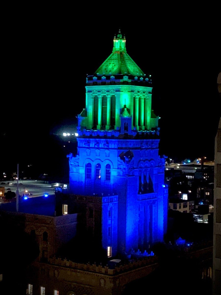 Mayo Clinic Transplant (@mayotransplant) on Twitter photo Tonight, <a href="/MayoClinic/">Mayo Clinic</a> buildings will be lighted blue and green in recognition of National #DonateLife Month. Observed in April each year, Donate Life Month helps raise awareness about the gift of donation. mayocl.in/3RAFo1n Tonight, <a href="/MayoClinic/">Mayo Clinic</a> buildings will be lighted blue and green in recognition of National #DonateLife Month. Observed in April each year, Donate Life Month helps raise awareness about the gift of donation. mayocl.in/3RAFo1n