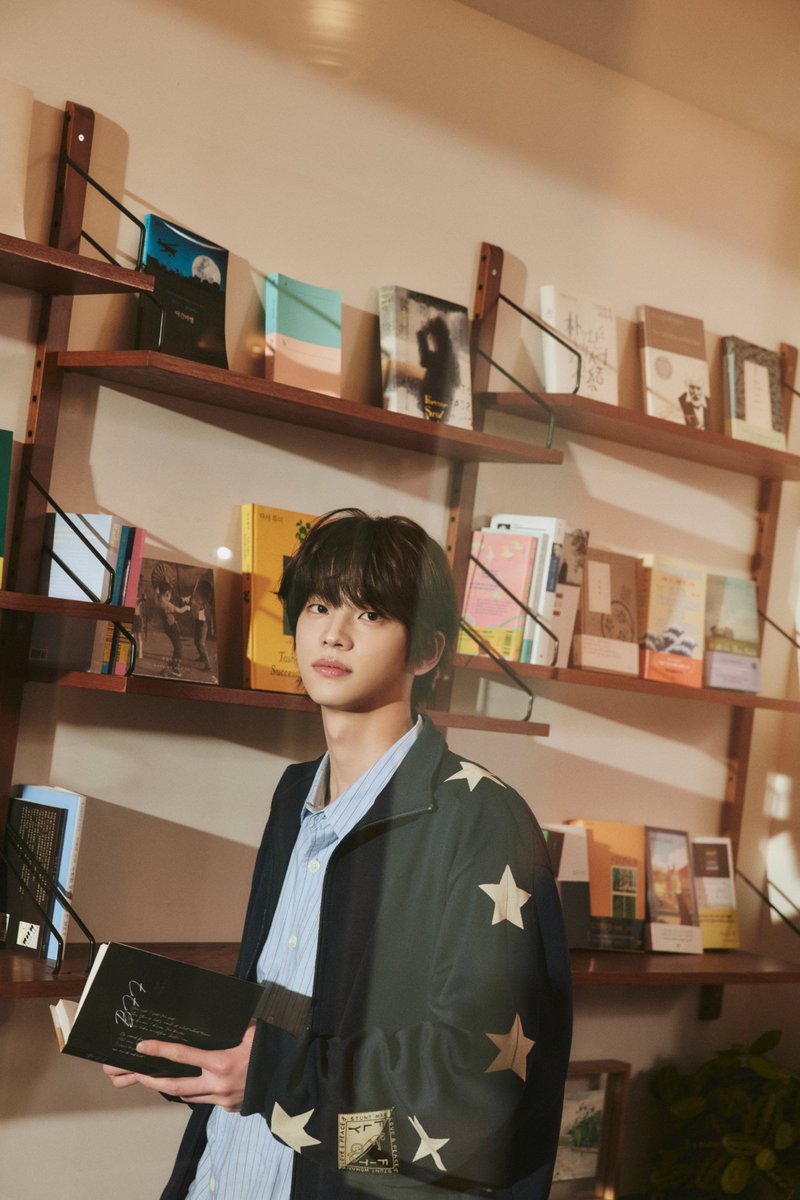 TWS : 3rd Mini Album 'TRY WITH US' 
Official Photo Try Ver.

#SHINYU #신유

🎞️ 2025.04.21 6PM (KST)

#TWS #투어스 #247WithUs
#TRY_WITH_US