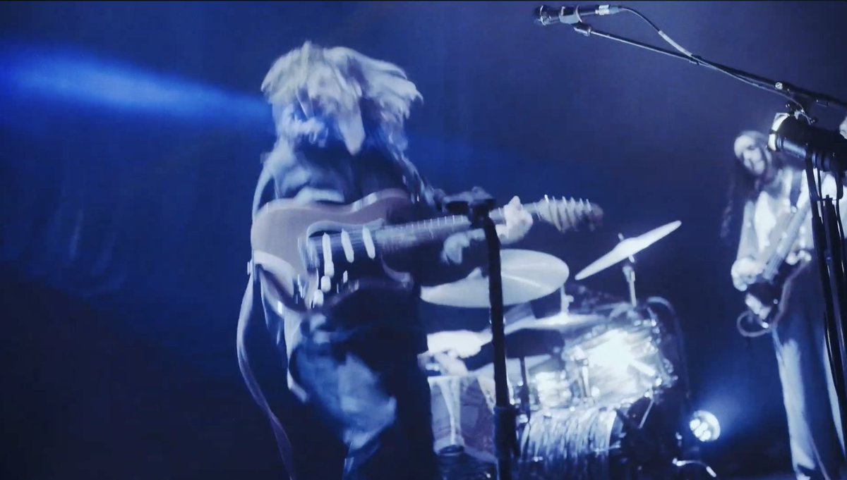 👀 Avant-goût de Frànçois and The Atlas Mountains

📺 Retour sur sa résidence de à l'Atabal Biarritz en février dernier : youtube.com/watch?v=jpRfyU… 

Le 17 Mai à Bordeaux avec #tahiti80 

🎟️ Préventes : helloasso.com/.../le-bal-pla…

#BordeauxRock