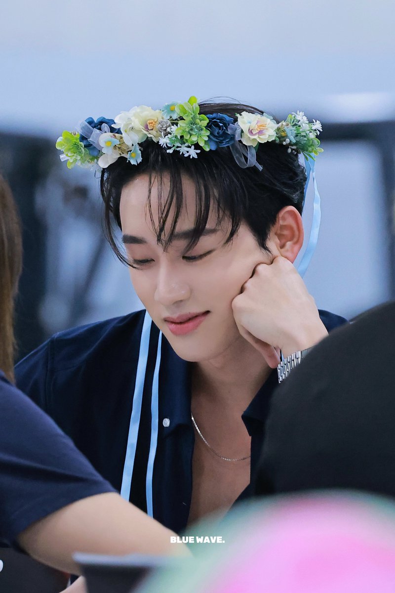 BLUE WAVE.🌊(REST) tweet media