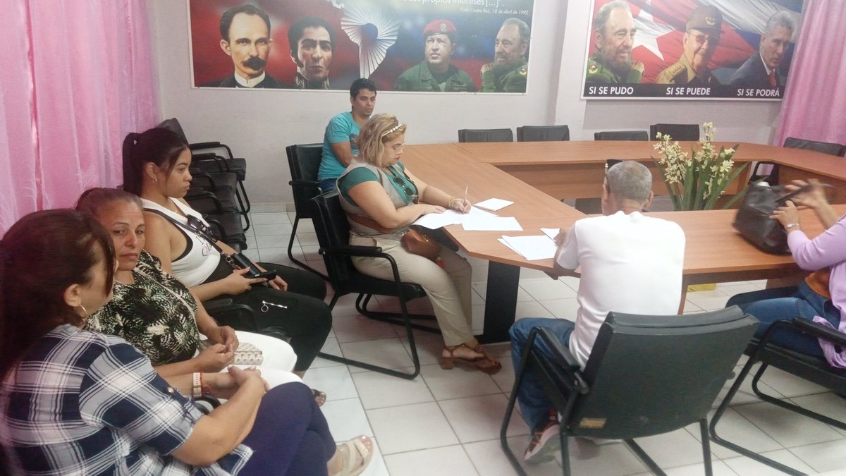 En estos momentos se reúne el Comité de Experto de <a href="/TiendaCaribeGTM/">Tiendas Caribe Guantánamo</a> 
<a href="/VIC3NT3_CH/">VICENTE CHIU PARGAS</a>