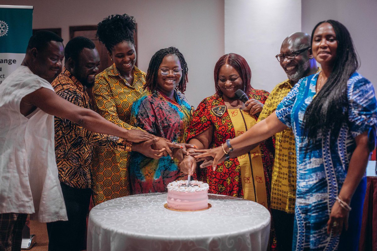 Throwback to our Intercity meeting during the 57th Rotaract Week Celebration, where we engaged in insightful discussions on ''The Future of Service: How Rotary and Rotaract Can Adapt to Emerging Global Challenges.'"✨️🪄

A big thank you to our incredible panellists for the day.