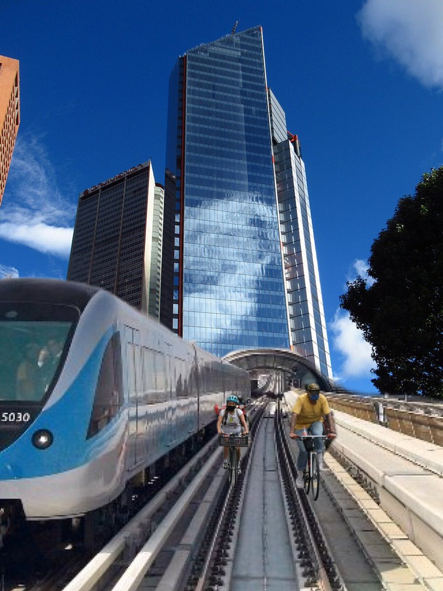 RotteenApple's tweet photo. Inauguran el metro de Bogotá.

Inmediatamente un ciclista: https://t.co/Ko7cY3nnca