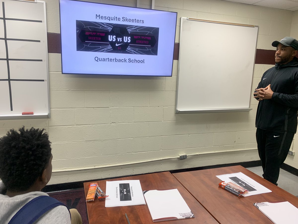 Rafael Thomas (@coachrt1988) on Twitter photo One of the best doing it. No validation needed, just works in silence. That <a href="/CoachWritt/">Jon Writt, M.Ed.</a> offense & skeeter qb’s are laying the foundation this morning. 🫡 One of the best doing it. No validation needed, just works in silence. That <a href="/CoachWritt/">Jon Writt, M.Ed.</a> offense & skeeter qb’s are laying the foundation this morning. 🫡