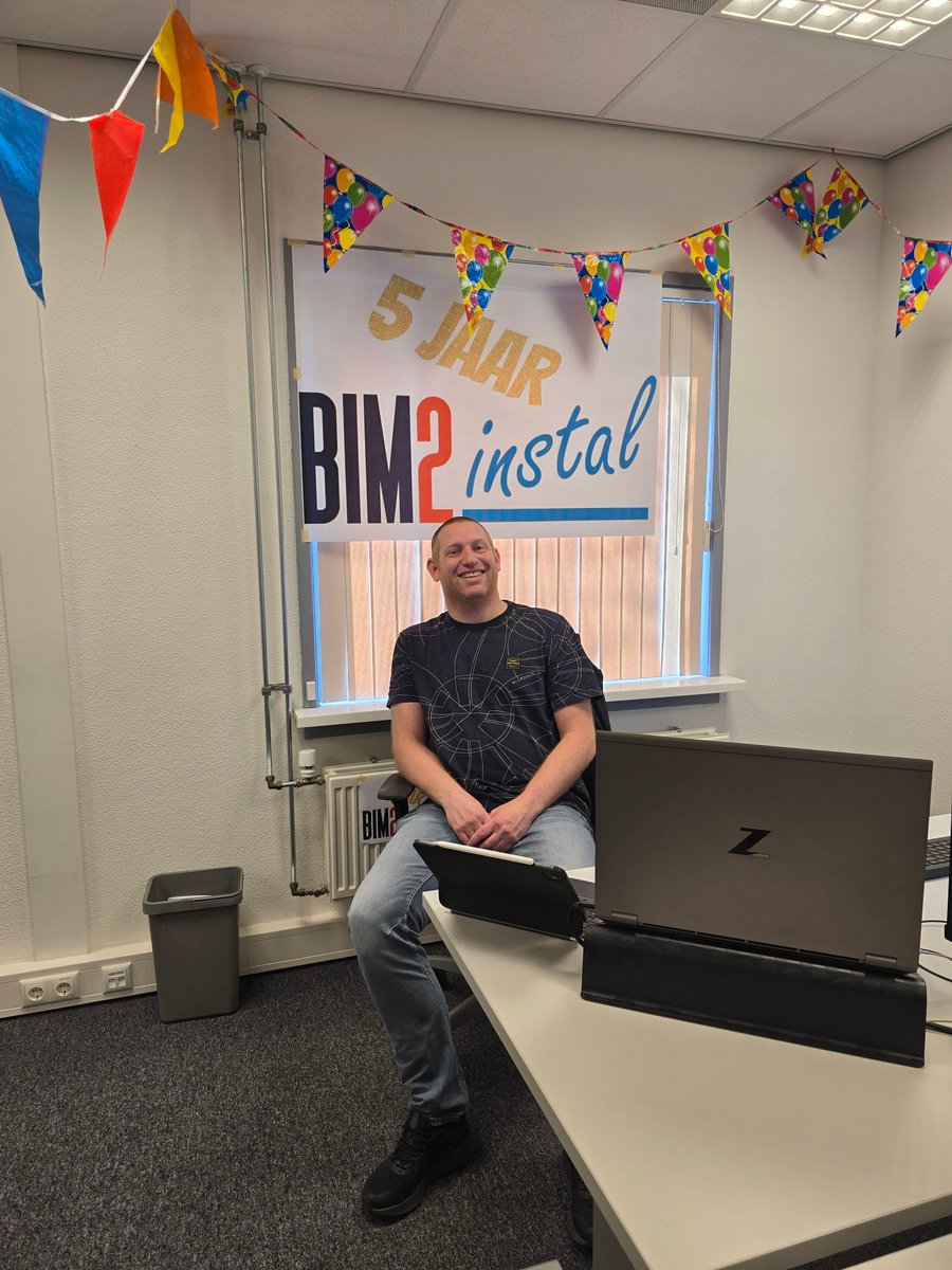 Hoera! BIM2Instal bestaat vandaag 5️⃣ jaar😊🍾🎉🎈🎂! 
Van harte! 

#feest #jubileum #gefeliciteerd