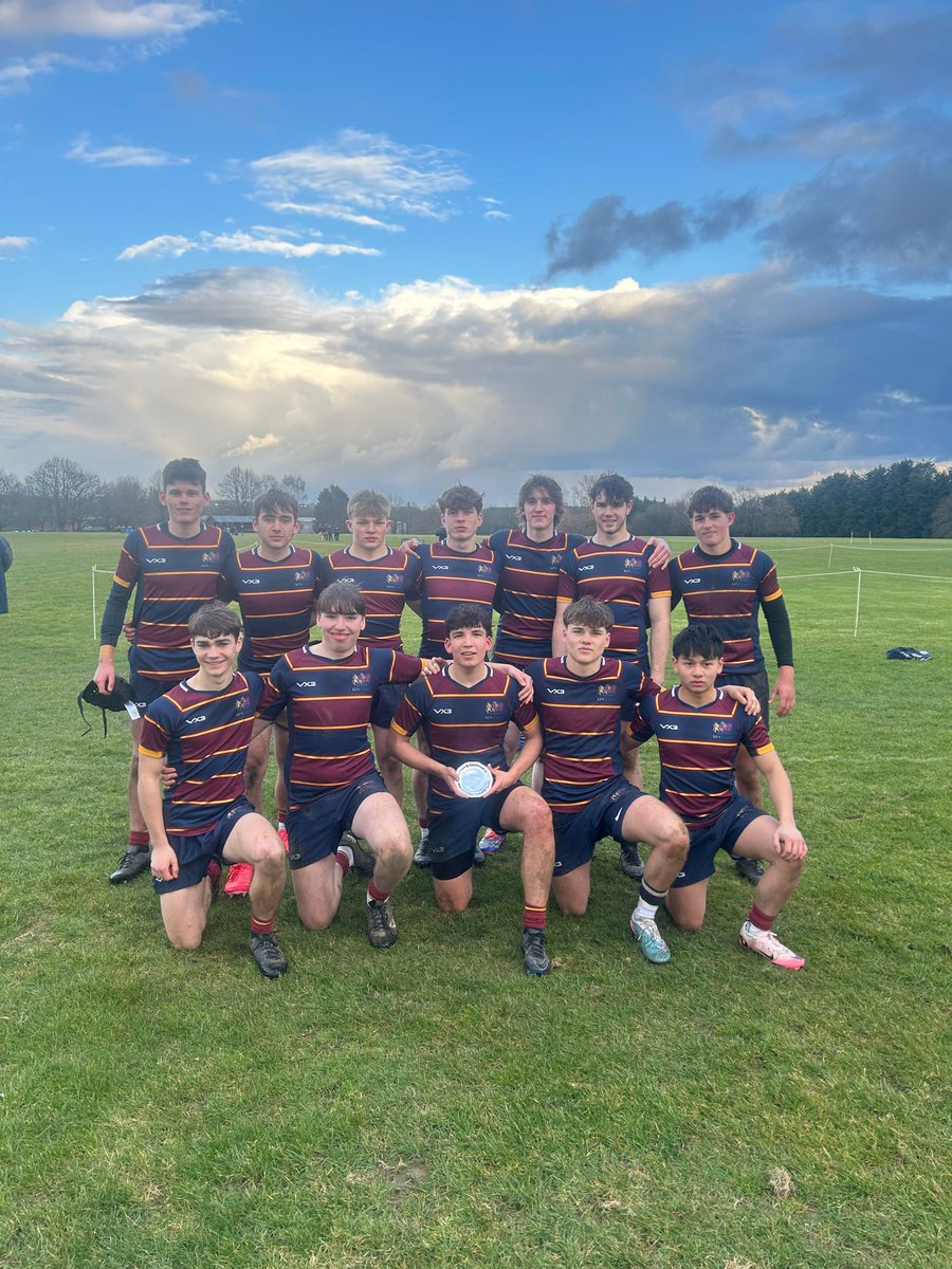 🏆Champions!🏉  

Huge congratulations to our U18 boys who took home the County Cup Plate 7s title at Wellington this term.   

Fantastic effort from the whole team! 💪 #Rugby7s #CountyCupWinners #KES
