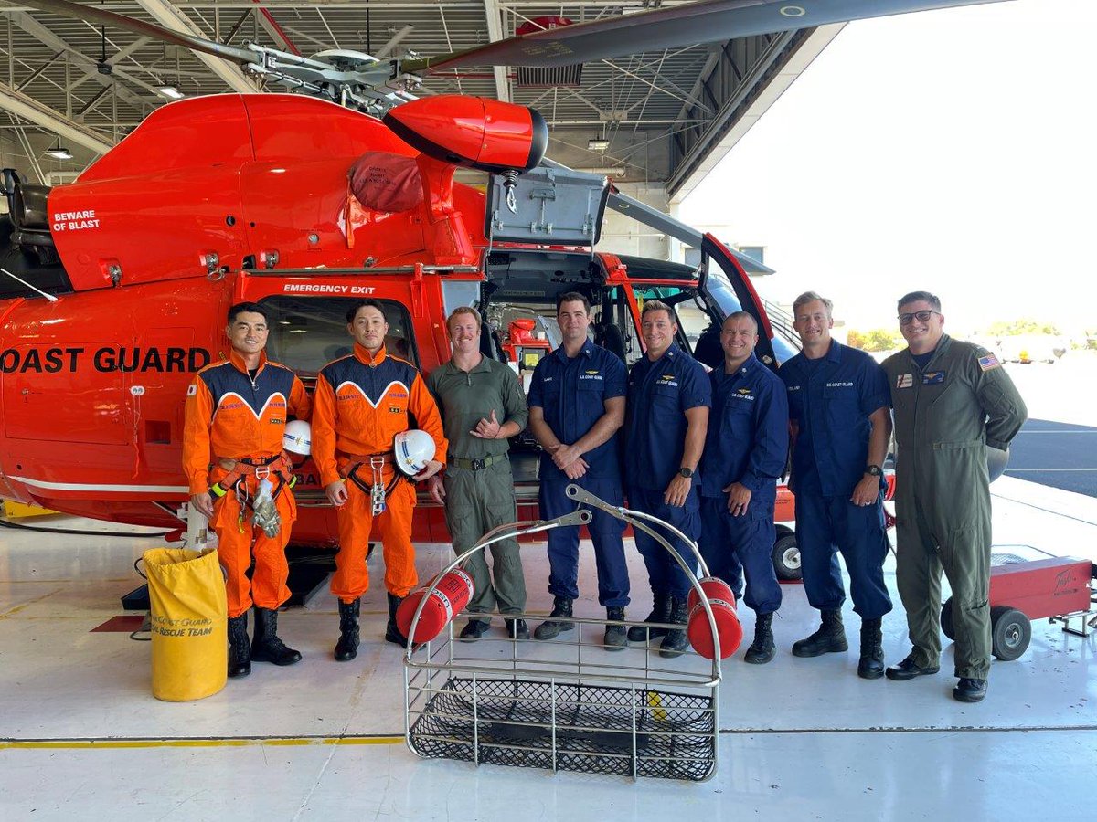 海上保安庁 (@jcg_koho) on Twitter photo Thank you <a href="/USCGHawaiiPac/">USCG Hawaii Pacific</a>, Air Station Barbers Point and Sector Honolulu for warmly welcoming the #JCG Special Rescue Team, as part of initiatives #SAPPHIRE. We continue to strengthen partnerships with #USCG. Thank you <a href="/USCGHawaiiPac/">USCG Hawaii Pacific</a>, Air Station Barbers Point and Sector Honolulu for warmly welcoming the #JCG Special Rescue Team, as part of initiatives #SAPPHIRE. We continue to strengthen partnerships with #USCG.