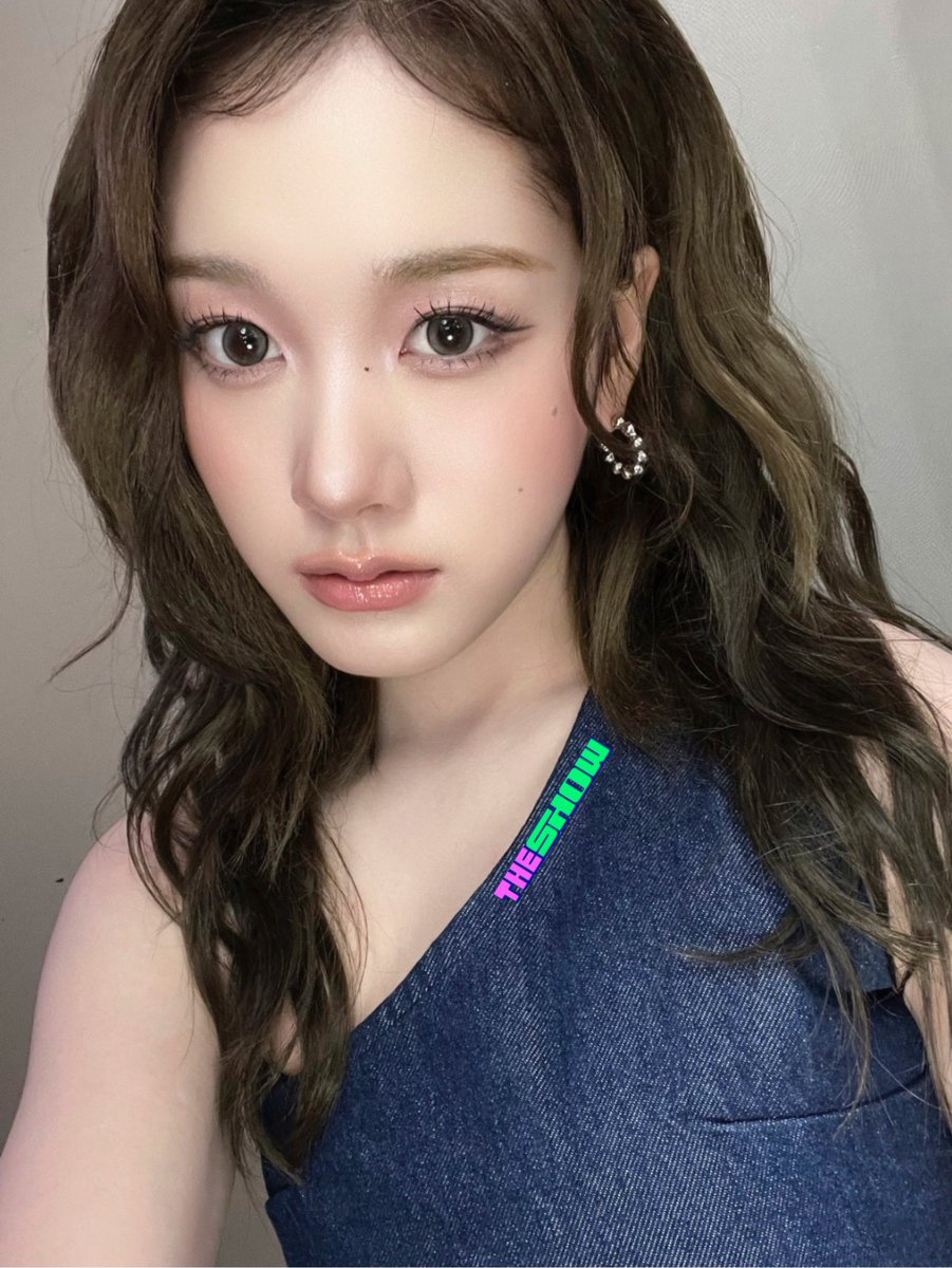 [★373회 더쇼초이스 후보①] 
라푼젤이 제일 좋아하는 2025년 노래 'BEBE'
신나는 리듬은 라푼젤이 사는 탑을 무도회 TOP으로 만들어버려
번아웃 올 때마다 번아웃 댄스로 날려버려
머리 길게 베베 꼬아 탑 밖으로 몰래 나갈 때마다
그렇게 신날 수가 없어
#THESHOW #BEBE #STAYC <a href="/STAYC_official/">STAYC(스테이씨)</a>