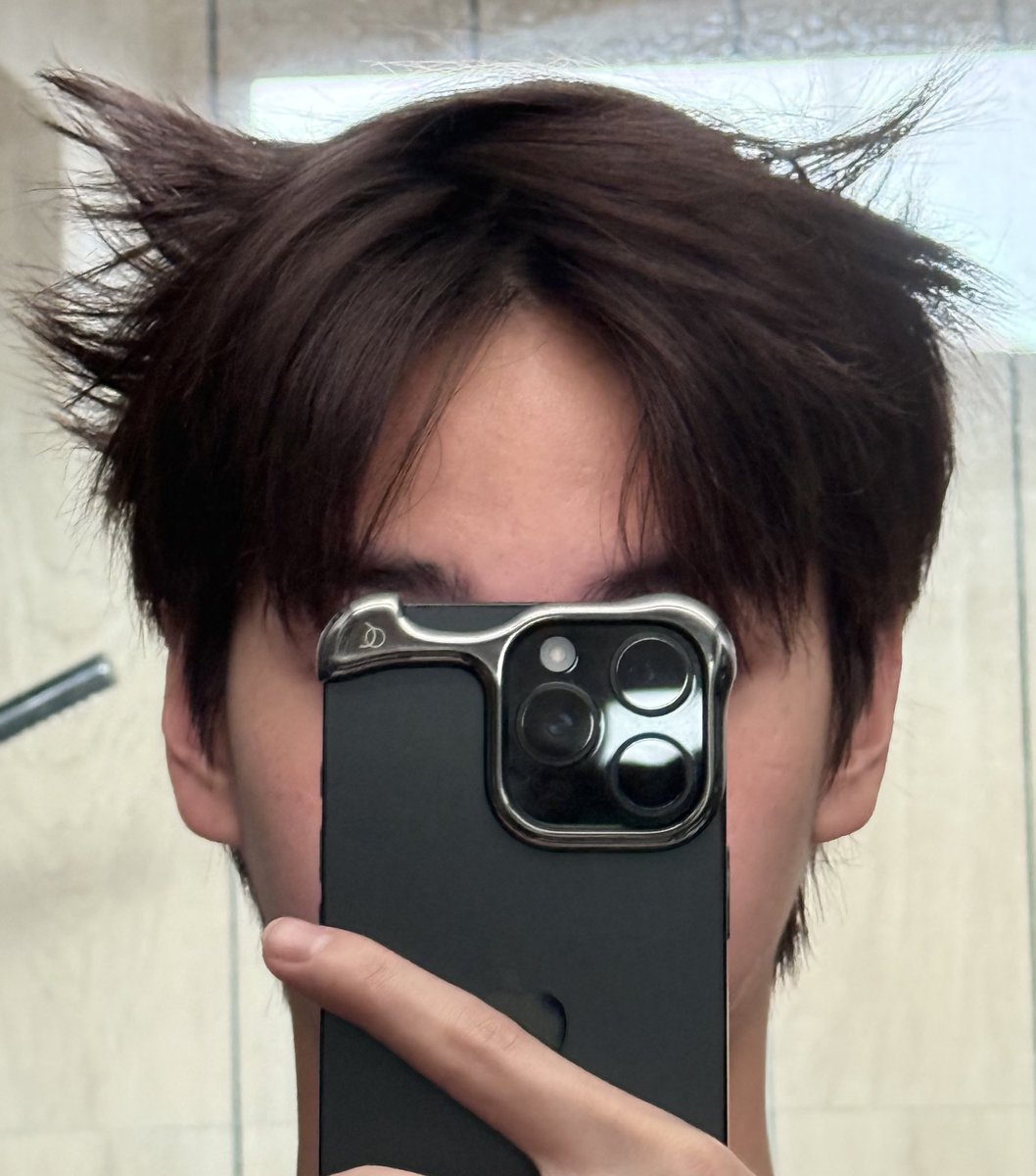 ตื่นมาเป็นแมว