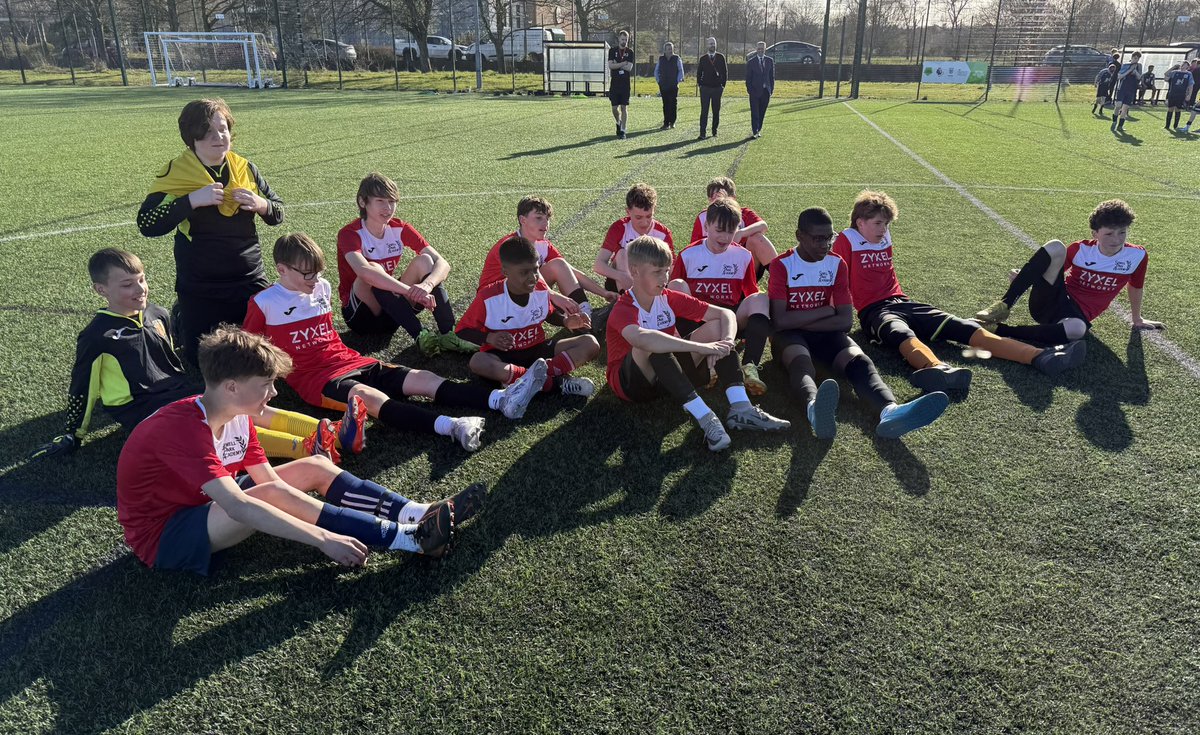 SPA_PE_DEPT's tweet photo. The @SewellPark year 8s matched the year 9s with their cup win last night. A fantastic 6-2 win. We are very proud of you all 🙌 https://t.co/TBJCNkCU9j