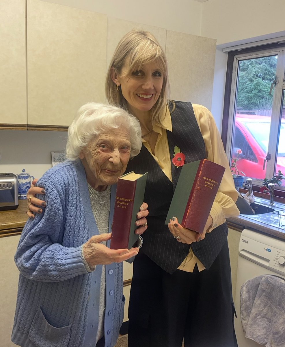 Dr Tessa Dunlop tweet media