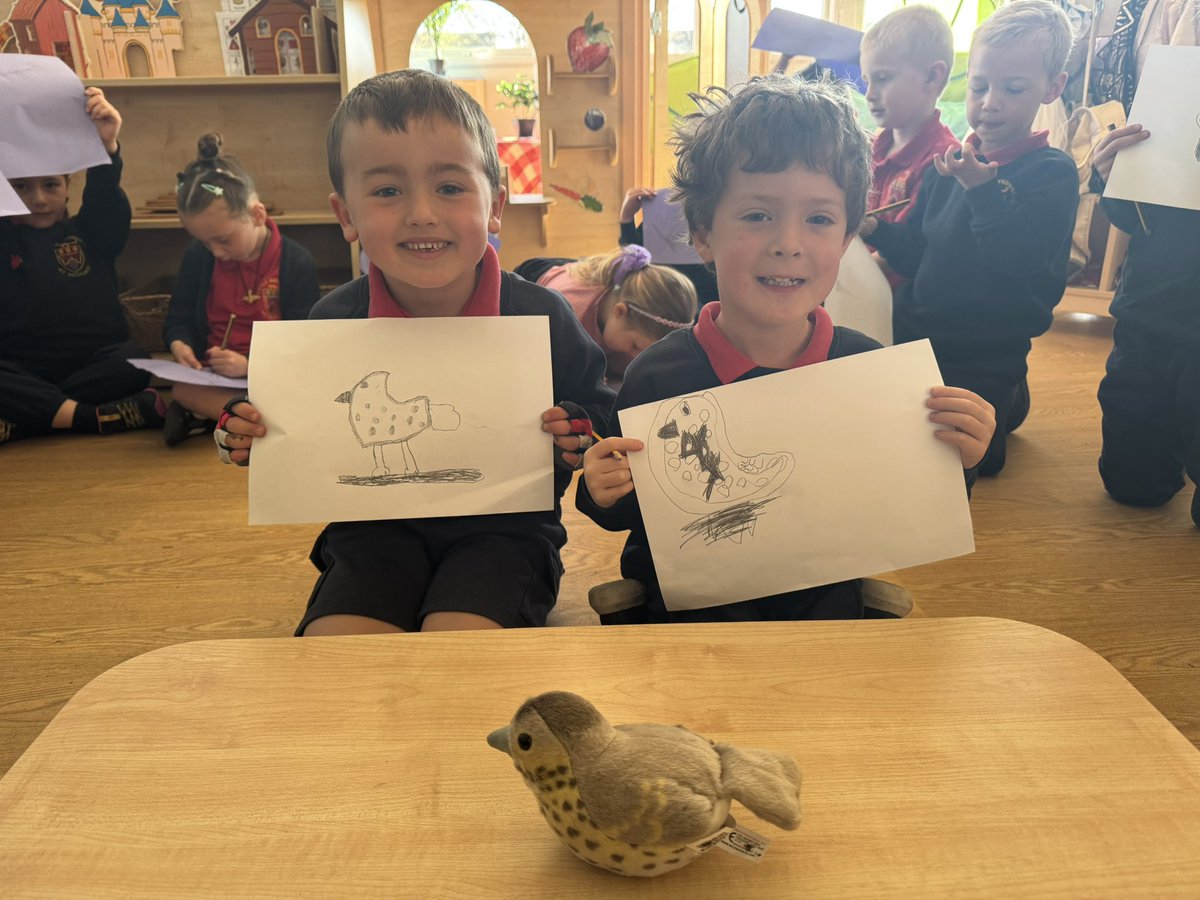 recepredgate's tweet image. We are looking at the Artist Vincent Van Gogh today. We have painted our own sunflowers and took part in some still life drawing of birds 🐦 🌻 #RCPART @Redgate_Primary