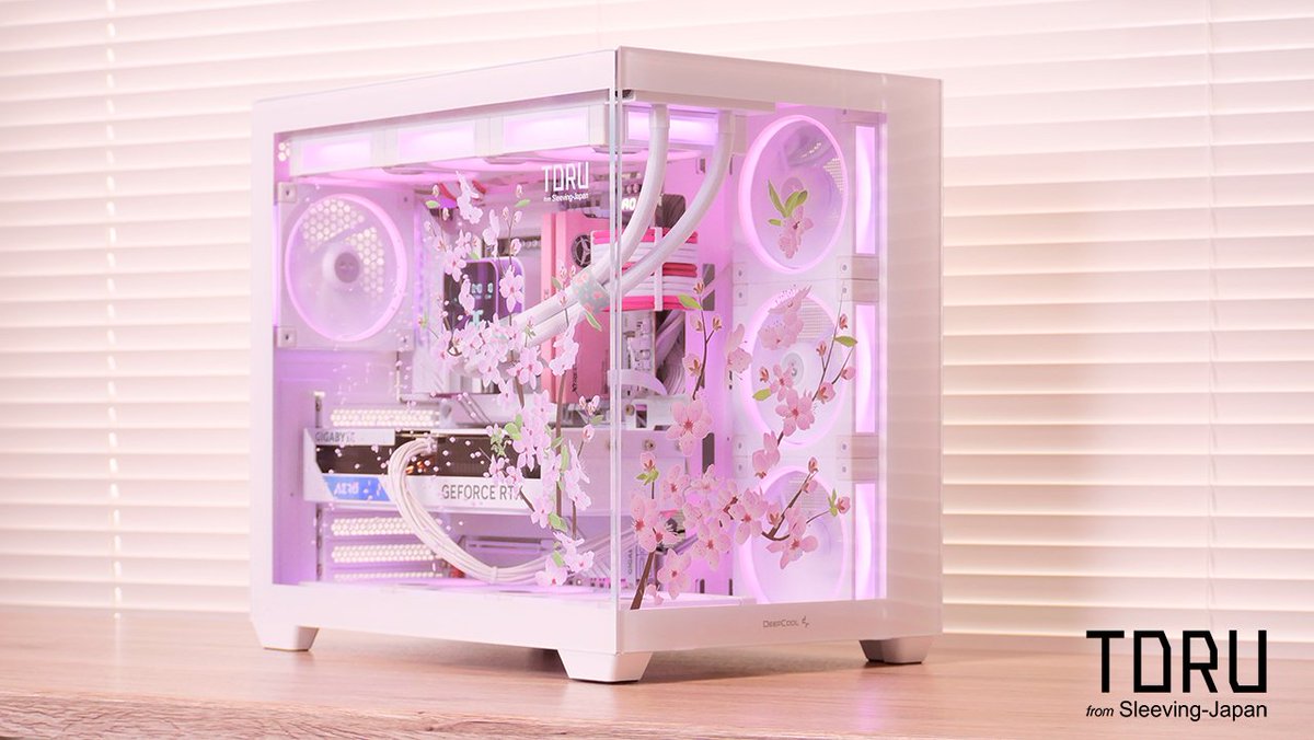 toru_mod_pc's tweet image. DeepCool CG530 4F WHで今年も桜PC製作しました🌸
このPCは4月12日・13日に秋葉原UDX アキバ・スクエアで行われるASK★FES 2025にてDeepCoolブースに展示されます🏢

@DeepCool_JAPAN @GIGABYTE_News @TeamGroup_JP @Sleeving_Japan

#deepcool #aorus #tforce #sleevingjapan
