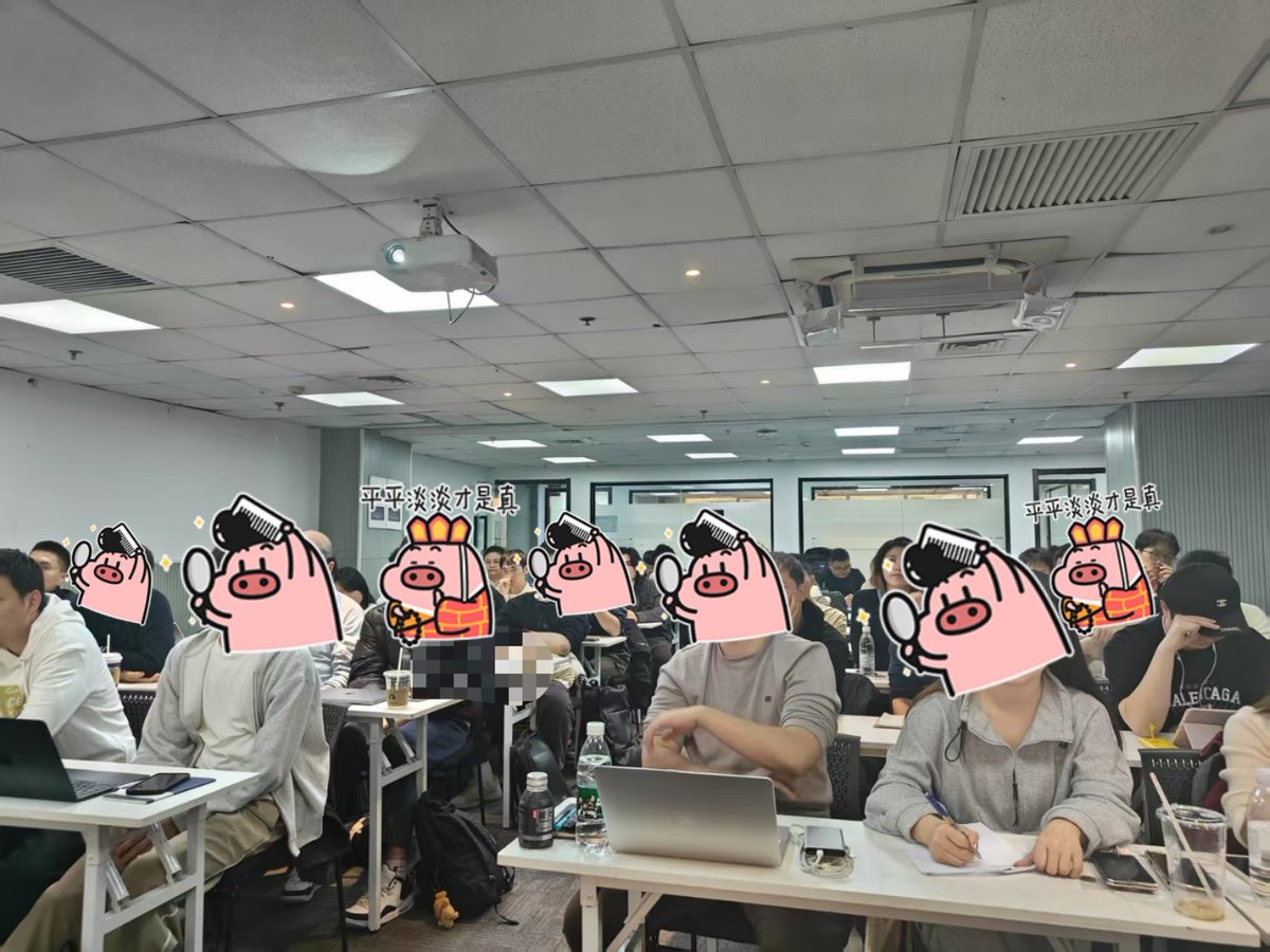 ZTZZ ฿ tweet media