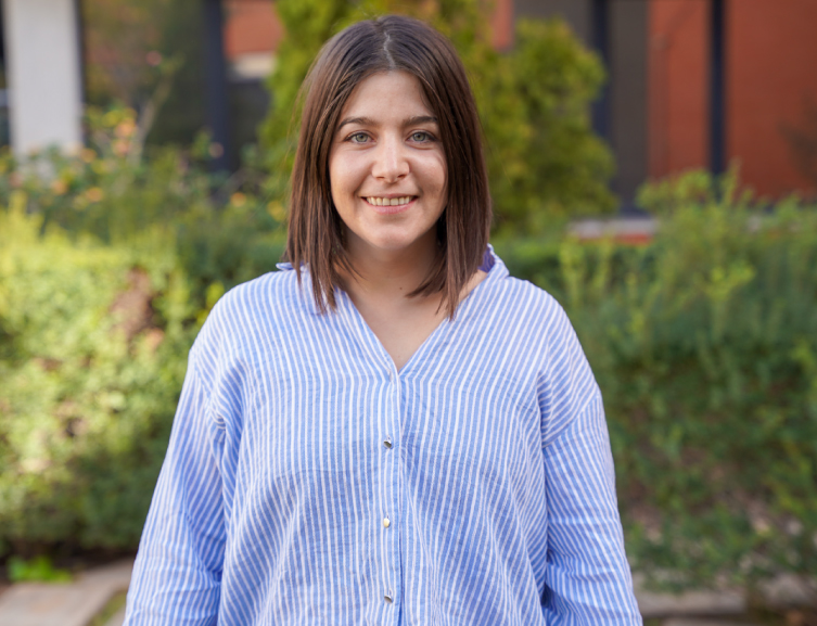 🎉👏 <a href="/isabanadeslaza1/">Isabel Abánades Lázaro</a> , Ramón y Cajal researcher and leader of the DREAM group at <a href="/ICMol_UV/">ICMol</a>, has been selected as one of the 10 recipients in Physics and Chemistry to receive a prestigious #LeonardoGrant from <a href="/FundacionBBVA/">Fundación BBVA</a> .
Her project will develop advanced MOFs to remove