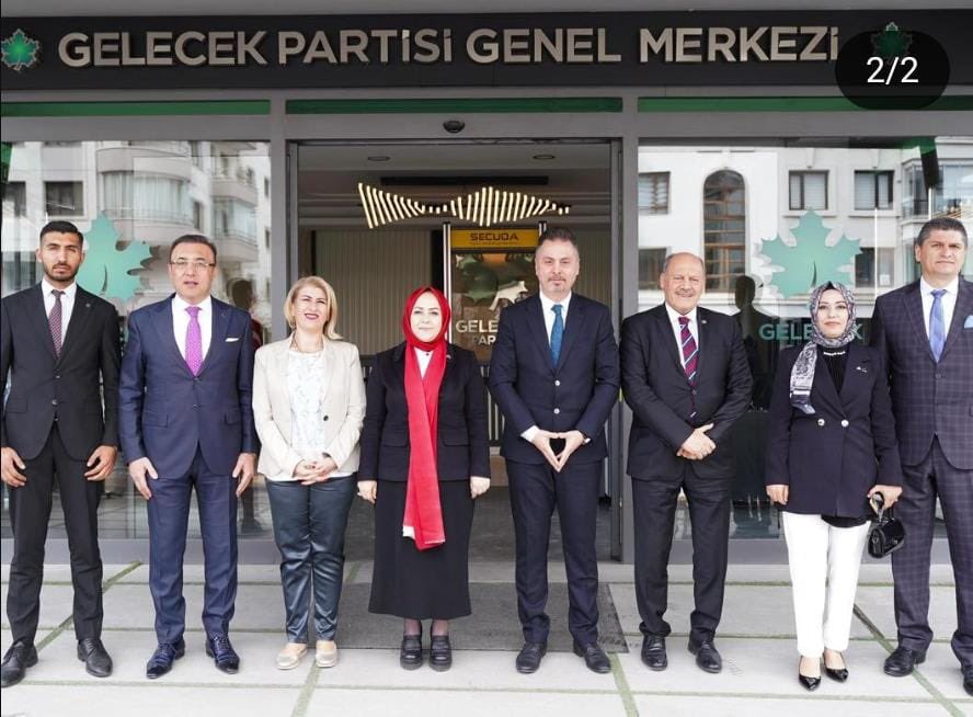 Siyasi partilerimizi ziyaret ederek milletimiz adına bayramlaştık.
Güncel siyasi gelişmeler ve ülke gündemi üzerine fikir alışverişinde bulunduk.  
#TürkiyeninUmuduVar