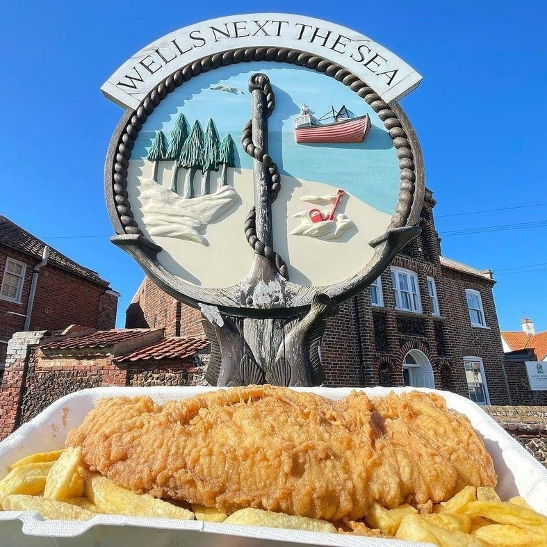 ⏰️New opening times⏰️ 

We will be open 11:30am-8pm every day from this Friday, serving up all your French's favourites &amp; our #glutenfree &amp; #vegan dishes will be available every day also 😀 (gf &amp; vegan dishes available till 1 hour before close)
frenchs.co.uk
#wells
