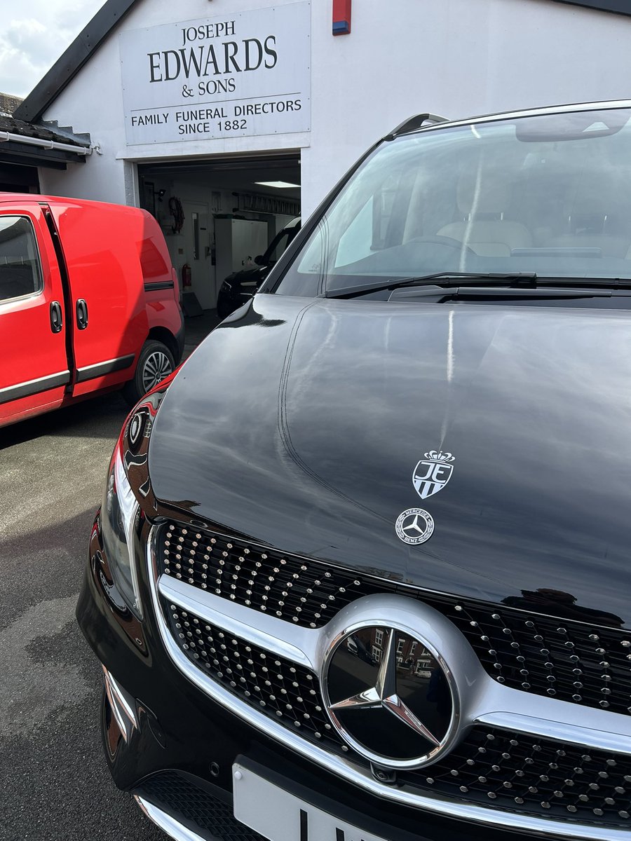 JW automotive polishing & detailing services tweet media