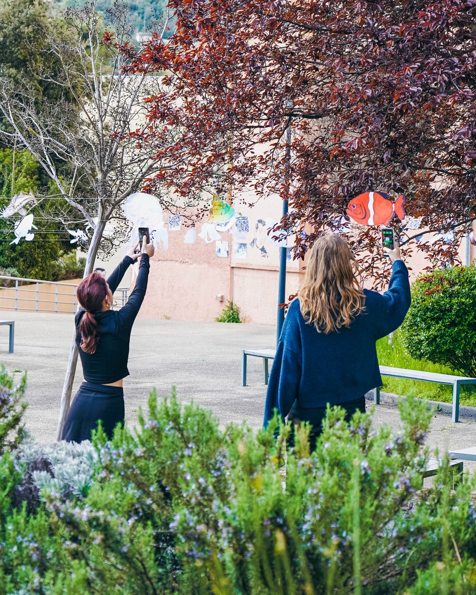 Università di Corsica (@univcorse) on Twitter photo 🐟 𝐏𝐞𝐬𝐜𝐢𝐮 𝐝'𝐚𝐩𝐫𝐢𝐥𝐞 📸
Inauguration de l'exposition "Pesciu d'Aprile" sur le campus Mariani avec les étudiants de Licence "Arts & Design" ! 🐠
👀 <a href="/CCU_spaziuNL/">CCU Spaziu Natale Luciani</a>
#JACES2025 🐟 𝐏𝐞𝐬𝐜𝐢𝐮 𝐝'𝐚𝐩𝐫𝐢𝐥𝐞 📸
Inauguration de l'exposition "Pesciu d'Aprile" sur le campus Mariani avec les étudiants de Licence "Arts & Design" ! 🐠
👀 <a href="/CCU_spaziuNL/">CCU Spaziu Natale Luciani</a>
#JACES2025