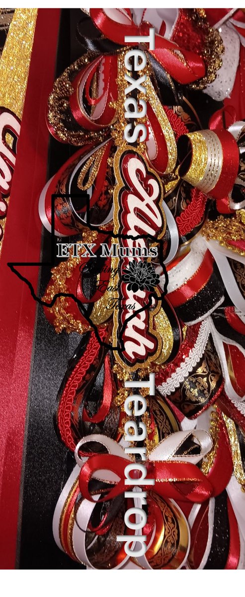 ETXmums's tweet photo. Texas Teardrop Chain created by ETX Mums. Homecoming Mums. #etxmums #newbraids #homecoming #homecomingmums https://t.co/3UUg1XUREY