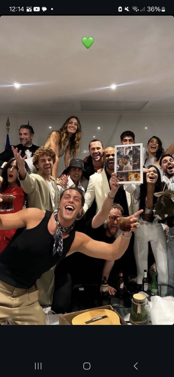 #GrandeFratello quando le dicevano che era una giocatrice e che non aveva stretto amicizie con nessuno , nella foto mancano anche iago stefy Jessica Mavi e tommy ❤️