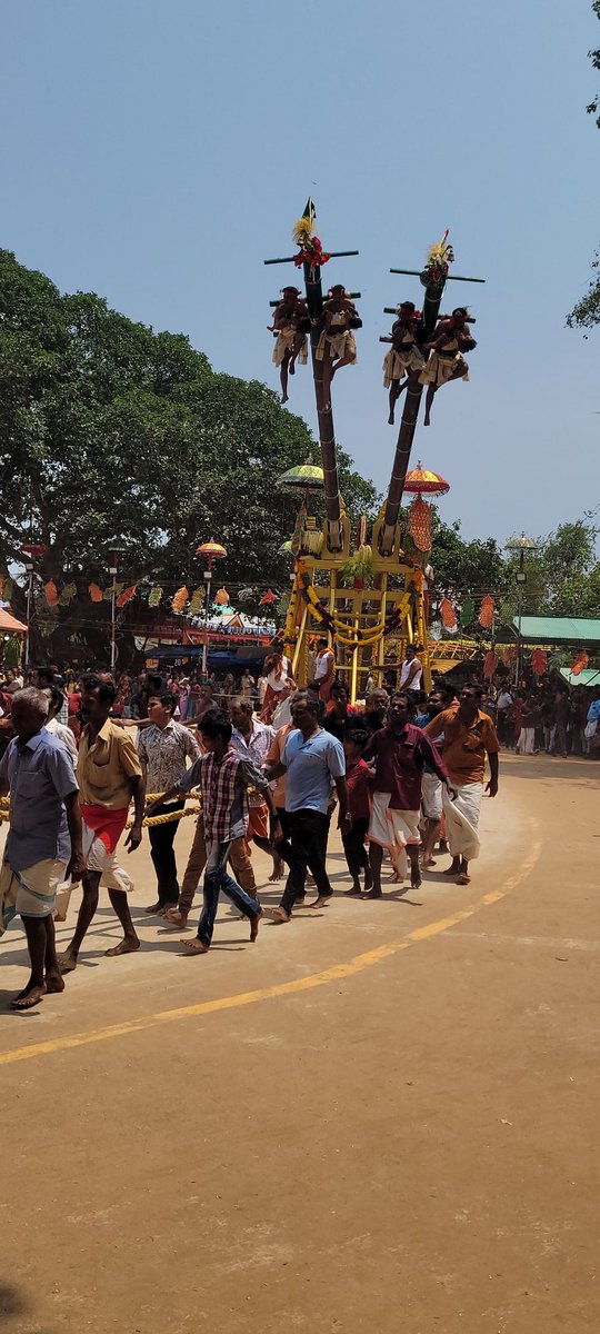 ajay_prasanth's tweet photo. World Famous Festival MEENA BHARANI KOLLEMCODE THOOKKAM 2025. LIFE TIME ACHEIVEMENT & GLAD TO BE PART OF THIS PRESTIGIOUS EVENT. #KollemcodeThookkam #Ajithkumar #GoodBadUgly @thala_speaks @prakashpins https://t.co/Kv2G04SJrZ