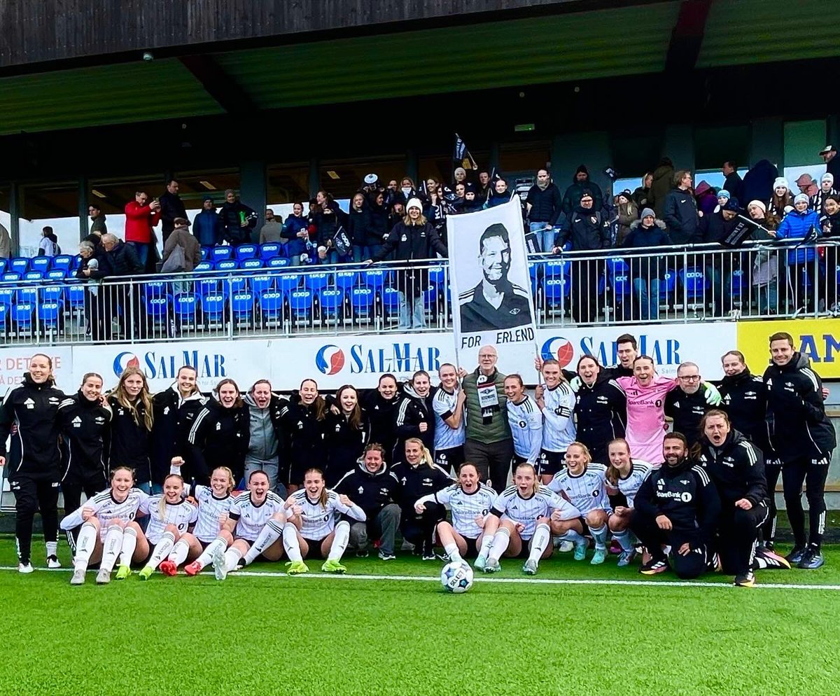 En hyllest til en som betydde så mye til så mange. Hvil i fred, Erlend - du er savnet av så mange i Rosenborg-familien 🌹 #forerlend