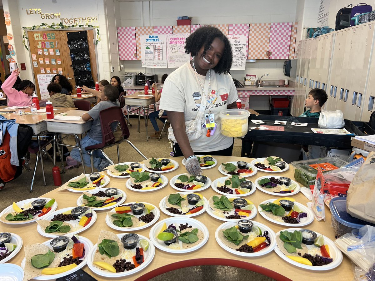 Our teachers enjoyed the 4th grade Health Expo just as much as the students 🤗 <a href="/JPRyonES/">J. P. Ryon Elem</a>