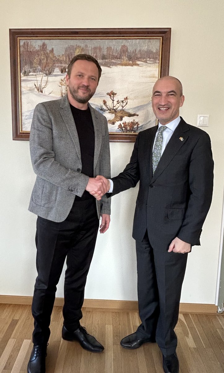 Tsahkna's tweet photo. Today, I bid farewell to Amb. @FVazPatto. It's been a pleasure working with you these past few years to deepen the strong partnership between Estonia 🇪🇪 &amp; Portugal 🇵🇹. 

Wishing you continued success in all your future endeavors! https://t.co/zUxa2i1kac