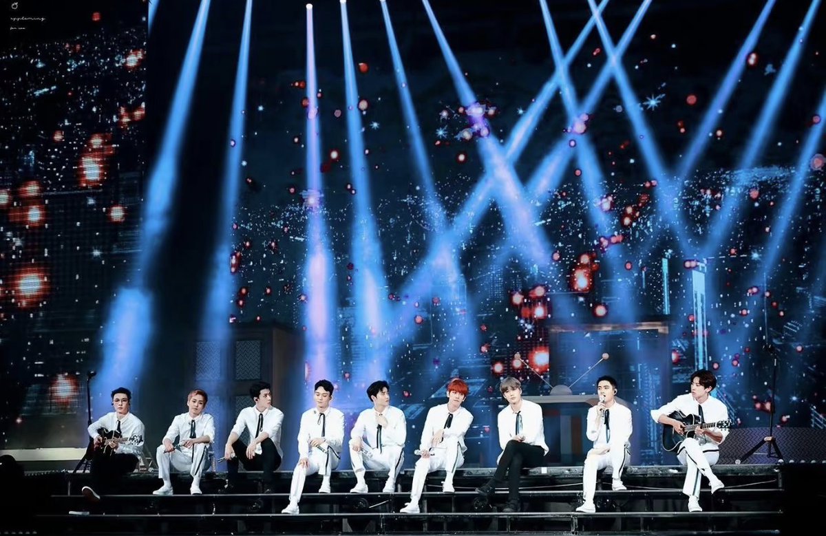 EXOWinterHeat9's tweet photo. 🔔🔔标签 :
#BAEKHYUN IS EXO
#CHEN IS EXO
#XIUMIN IS EXO
#SUHO IS EXO
#KYUNGSOO IS EXO
#SEHUN IS EXO
#KAI IS EXO
#LAY IS EXO
#CHANYEOL IS EXO

EXO是九个人❤️
CBX是EXO的一部分
13周年团体直播活动
#Cbx와함께하는엑소 #CBXisEXO #BAEKHYUNisEXO #CHENisEXO #XIUMINisEXO #EXOisNINE https://t.co/Yy8LVg0i76